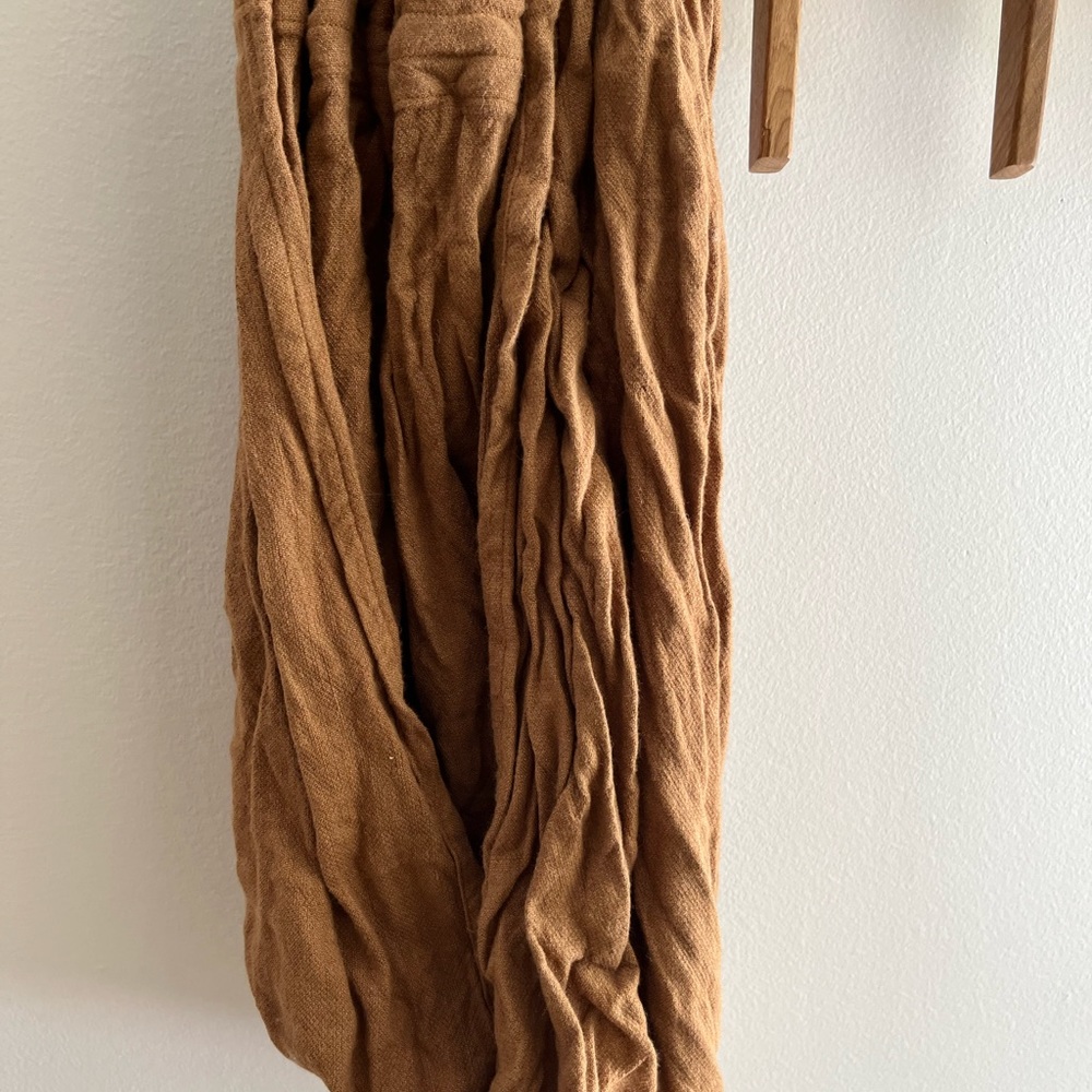 Linen wild bird sling